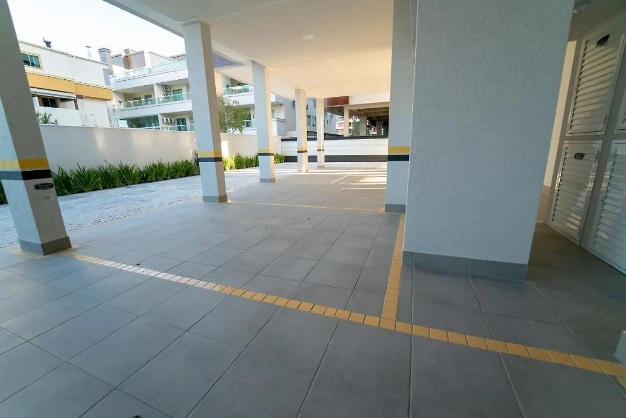 Casa vacanze INF 102B Lindo apto solo a 50m del mar de Mariscal Bombinhas