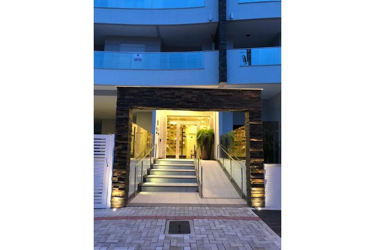 INF 102B Lindo apto solo a 50m del mar de Mariscal Bombinhas Casa vacanze