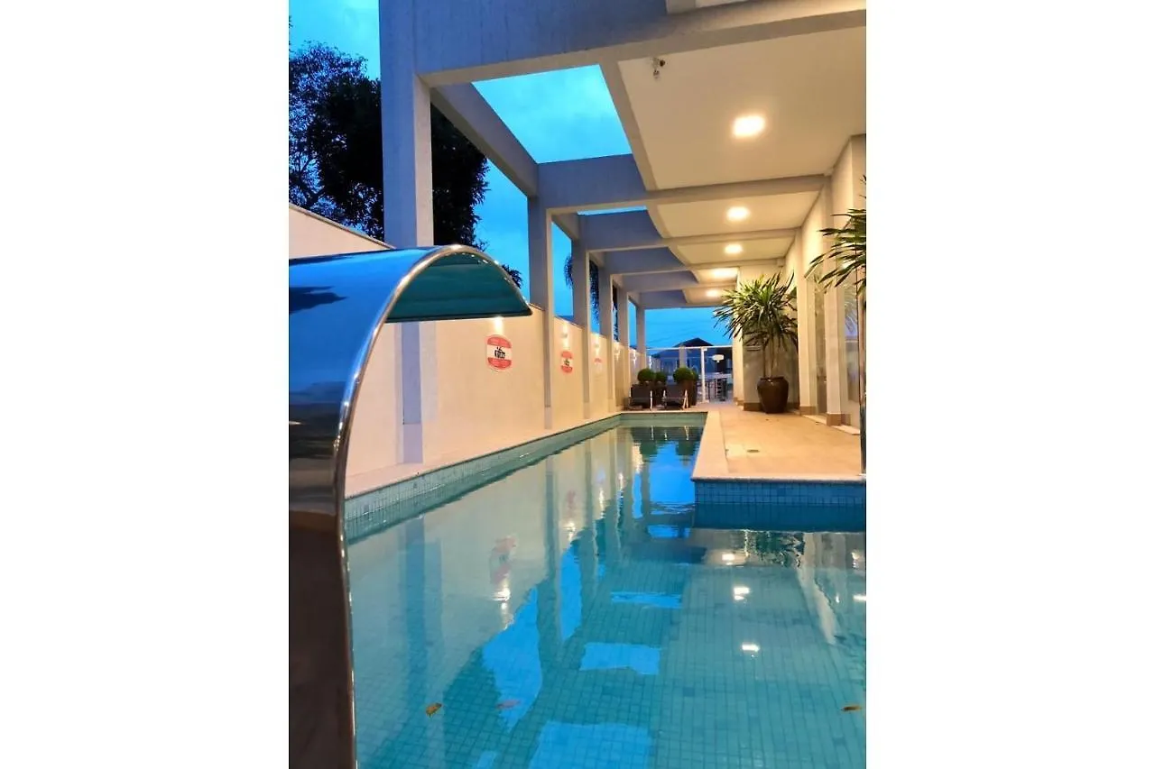 Casa vacanze INF 102B Lindo apto solo a 50m del mar de Mariscal Bombinhas